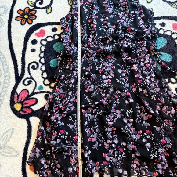 Lane Bryant Black and Pink Ruffled Wrap Dress Size 22 - Picture 7 of 7